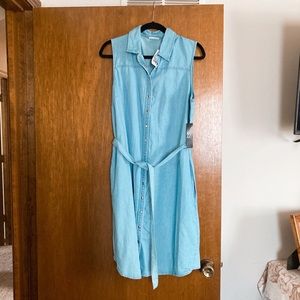 Super Cute Chambray/Denim Dress 🌸